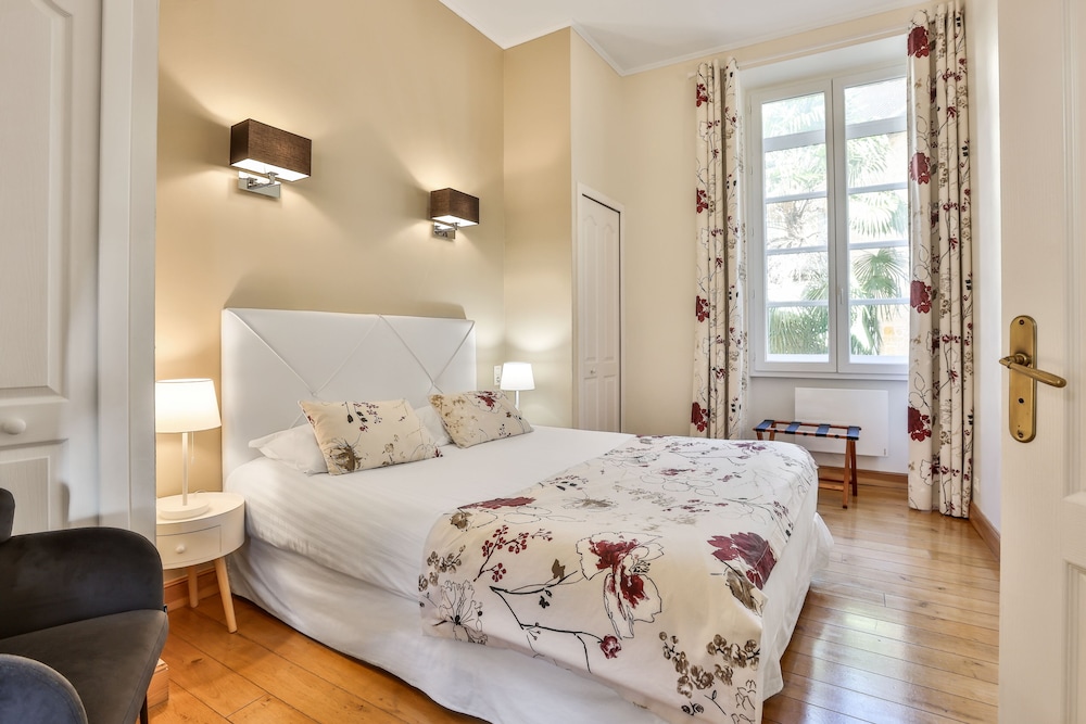 Family Apartment, 2 Bedrooms, Terrace (4 Pers Montesquieu)