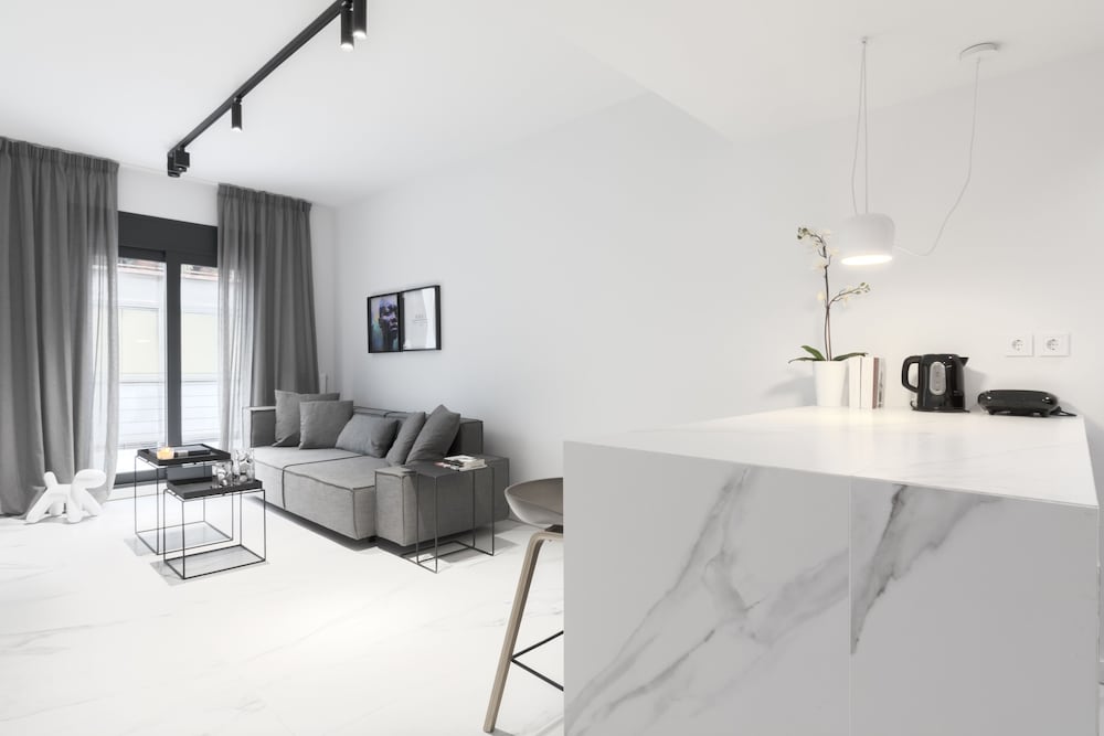 Luxury Apartment, 1 Bedroom, Balcony (H401) photo 3