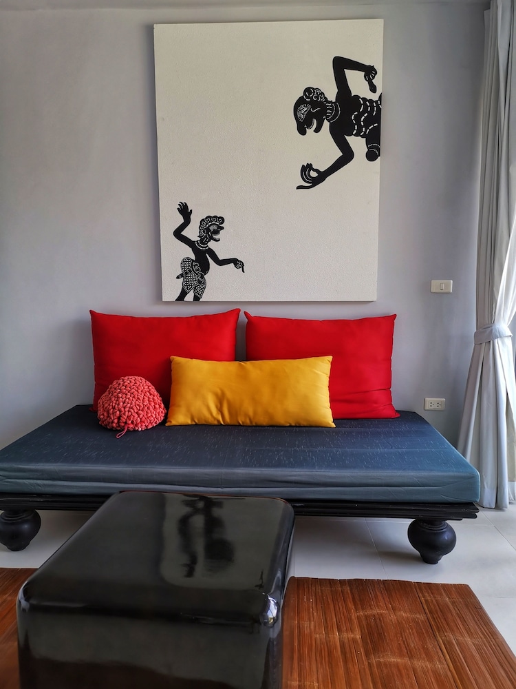The Deluxe with Seaview - Photo 7