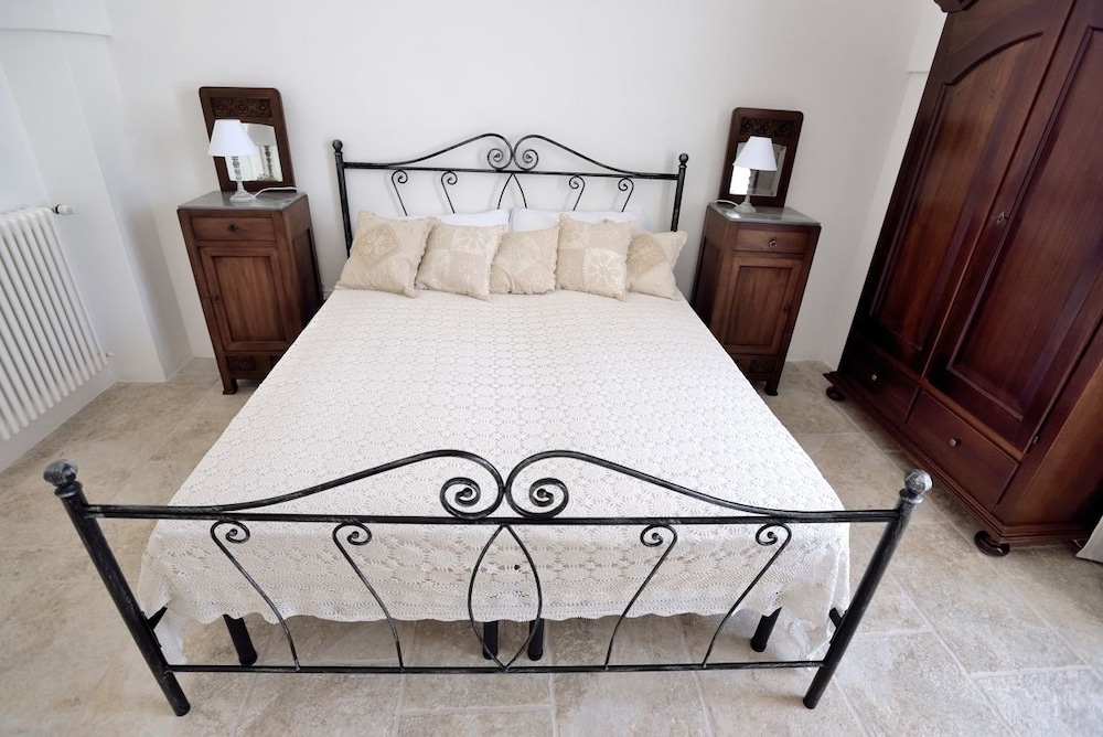 Traditional Triple Room (Gelso)