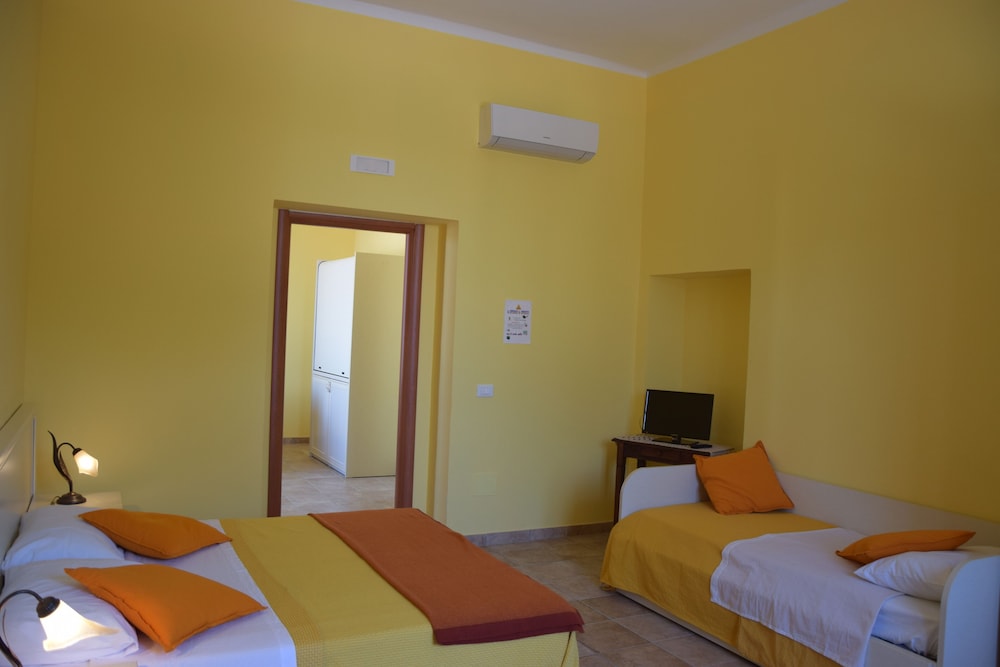 Quadruple Room photo 1