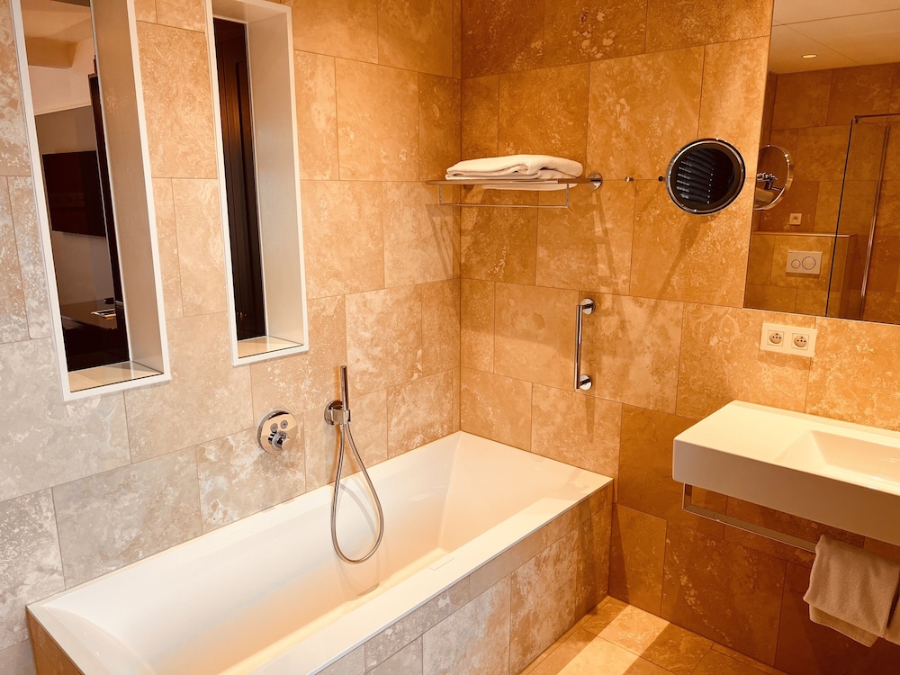 Superior Double Room (Prestige) - Photo 39