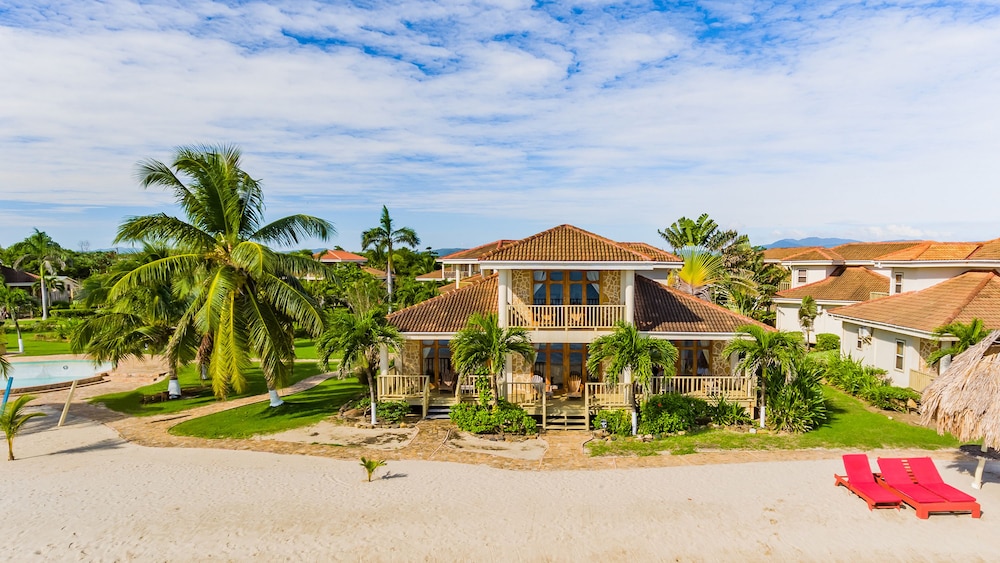 Villa, 3 Bedrooms, Kitchen, Beachfront