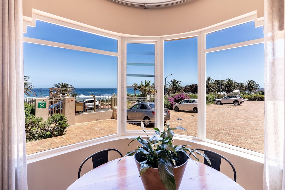 Tidal Pool- 2 Bedroom photo 2