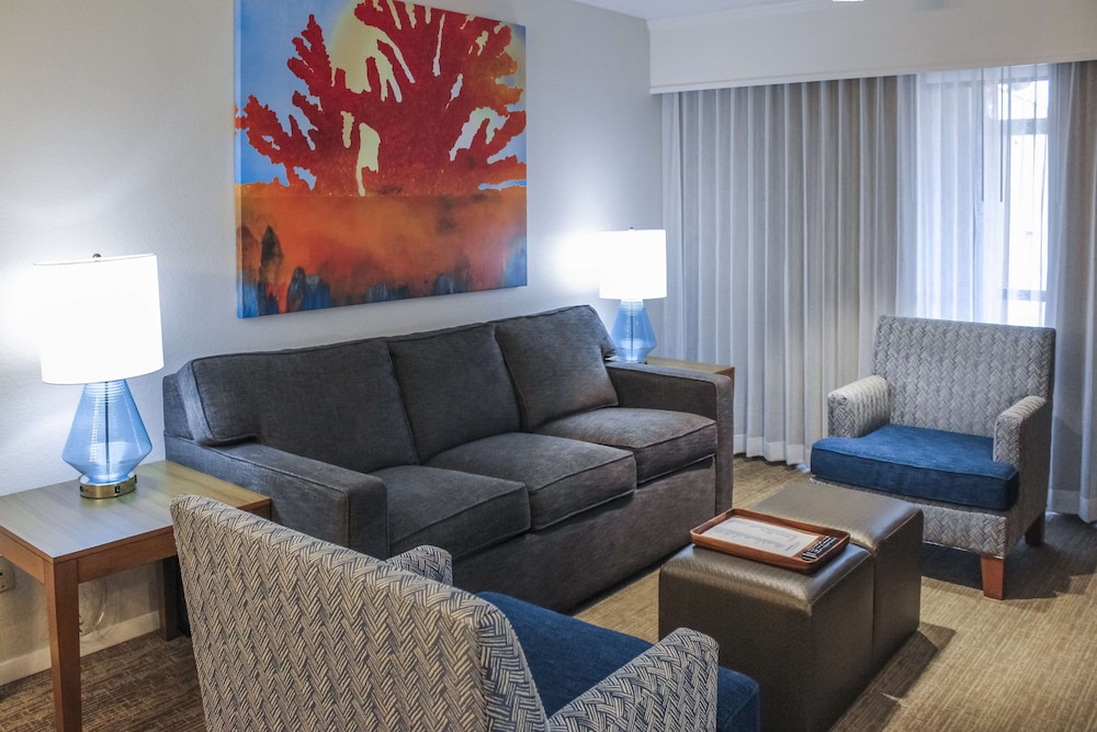 2 Bedroom 1 KG 2 TWN Suite Hearing Accessible - Photo 1