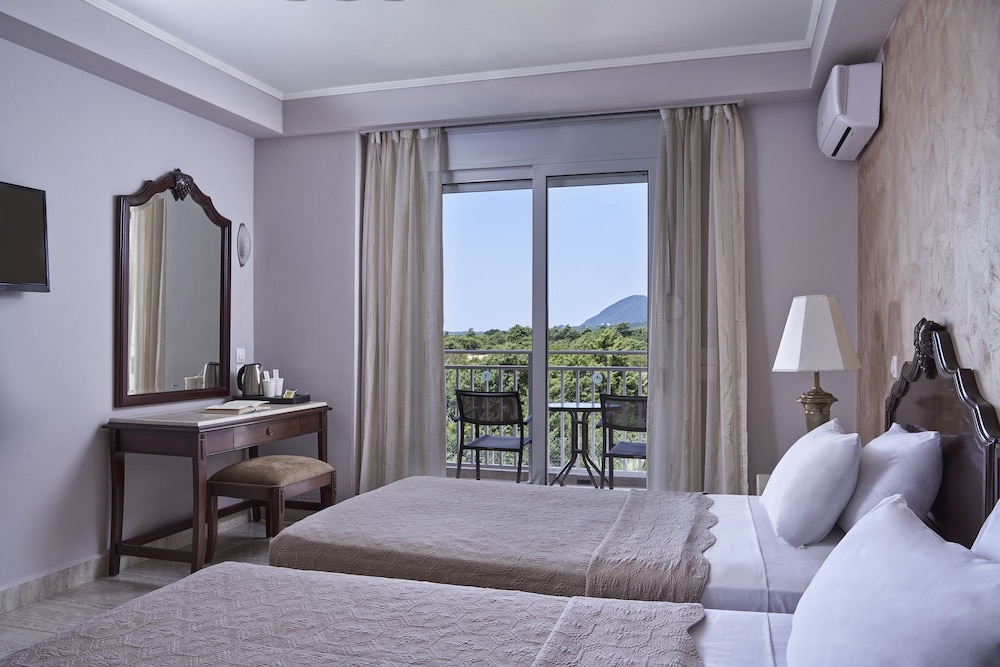 Superior Room, Garden View - Photo 1