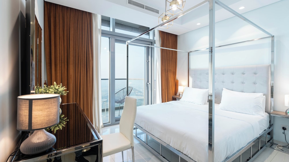 Apartment, 2 Bedrooms, Balcony, City View photo 3
