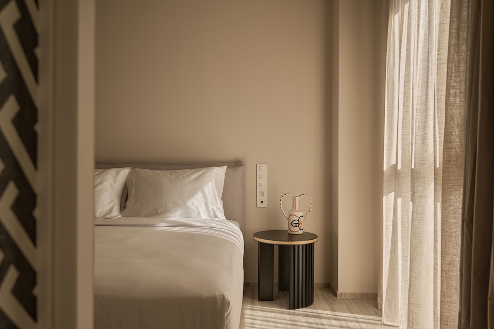 Acropolis One Bedroom King Suite photo 1