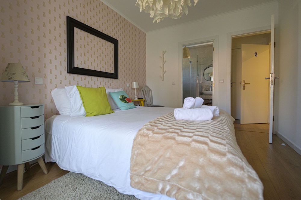 Comfort Studio Suite, 1 King Bed, Private Bathroom photo 1