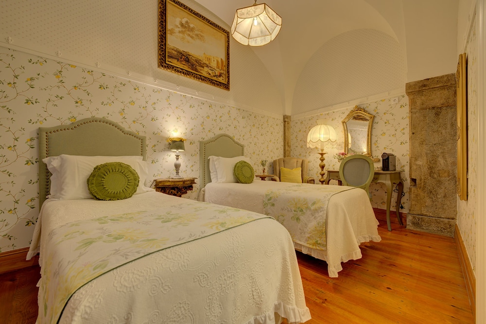 Twin Room, Courtyard View - Açafrão 03
