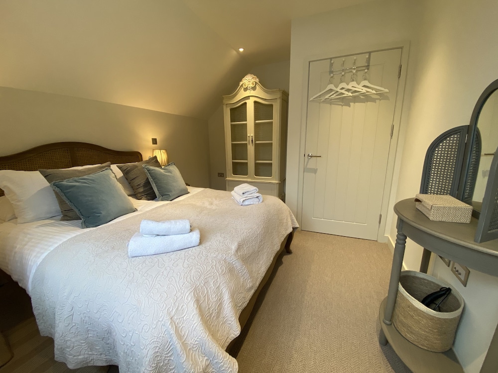 Classic House, Ensuite - Photo 14