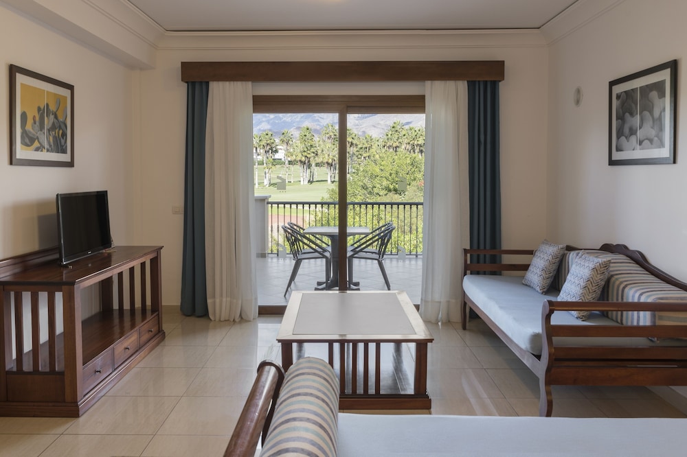 Suite con vista al campo de golf (3+1)