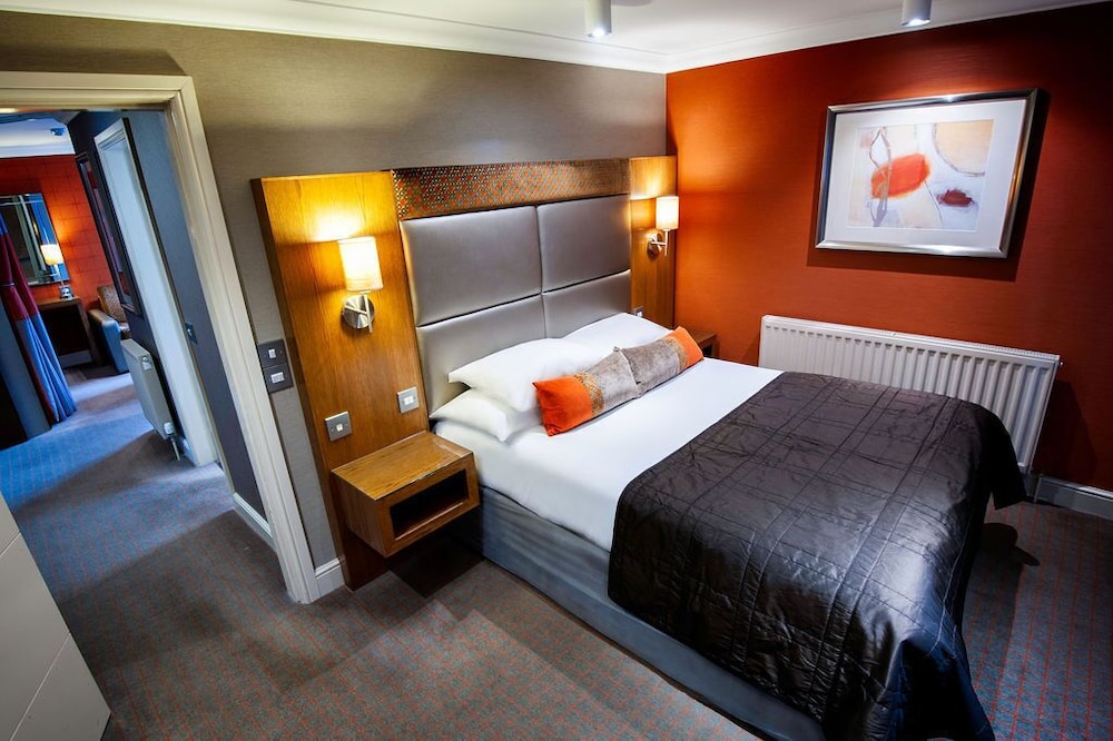 Courtyard Kilbride (No Sea View)