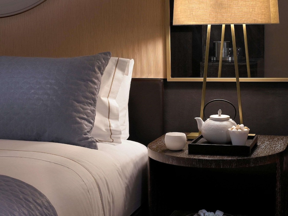 Suite, 1 King Bed with Sofa bed (Hospitality) - Photo 3