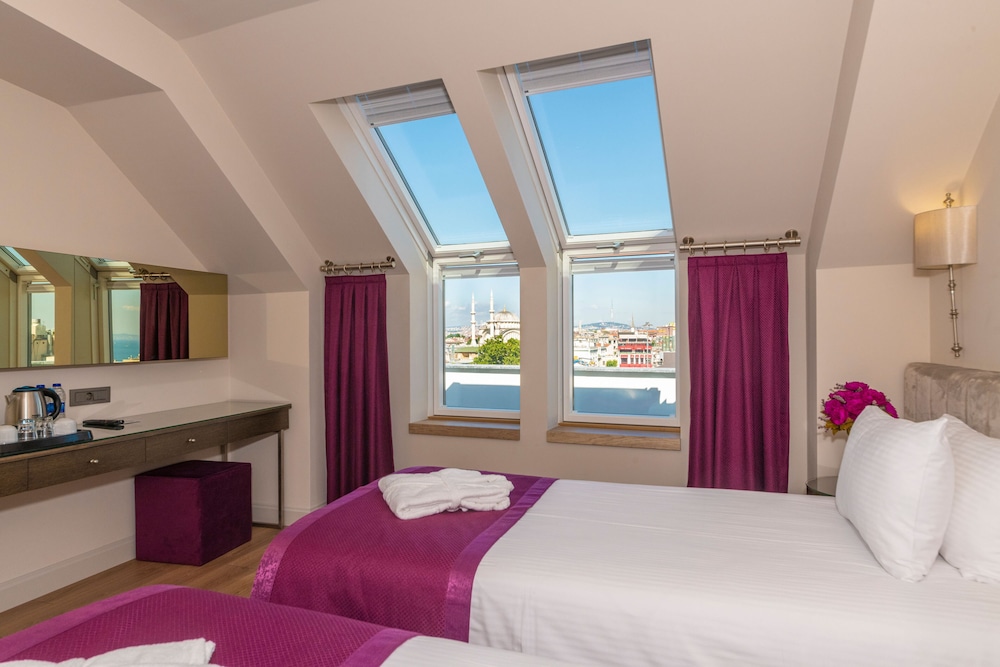 Comfort Double or Twin Room, Sea View photo 3