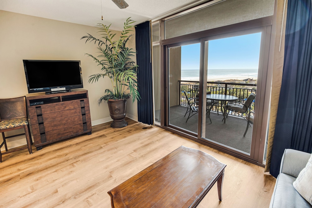 Beaufort Oceanfront One Bedroom Condo - Photo 7
