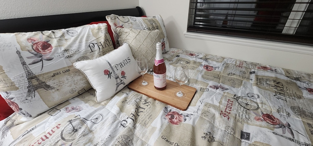 Elite Room, 1 Queen Bed photo 1