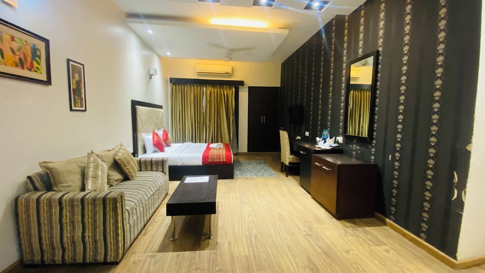 Executive Room photo 1