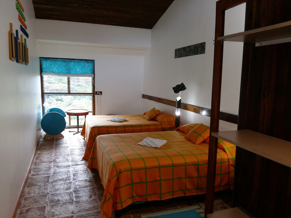 Standard Room, 2 Double Beds, Mountain View photo 2