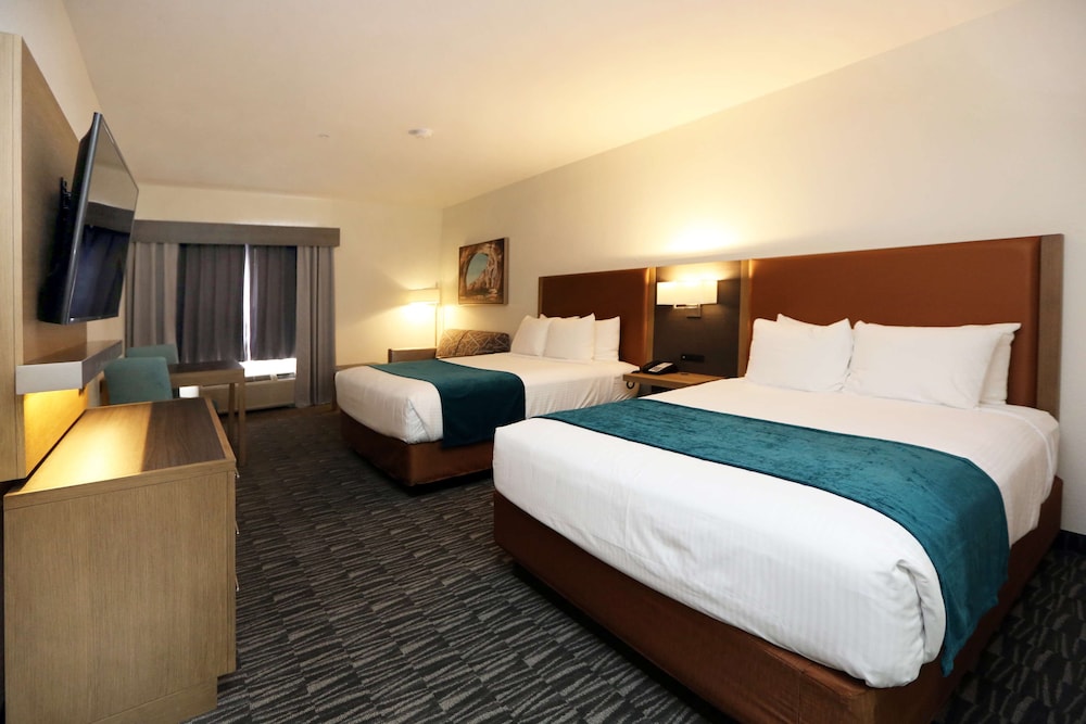 Standard Room, 2 Queen Beds, Accessible, Refrigerator & Microwave - Photo 1