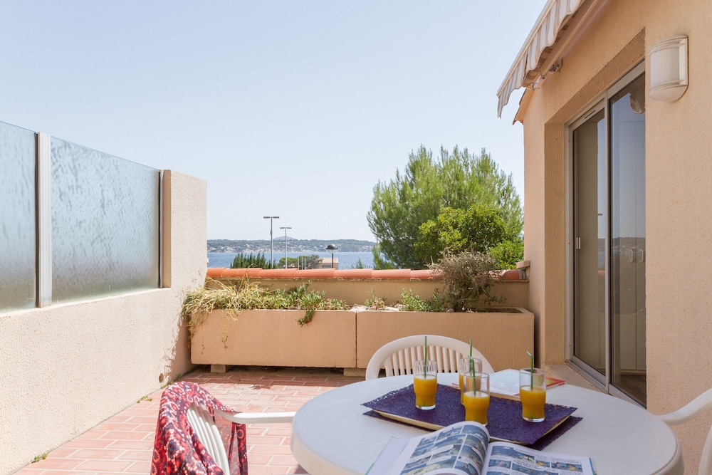 Studio 6 personnes - 1 coin nuit - Balcon Standard Eco photo 3