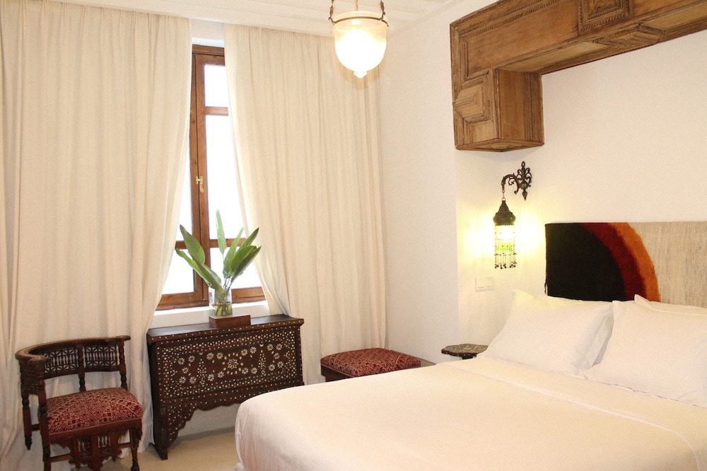 Classic Double Room, Corner
