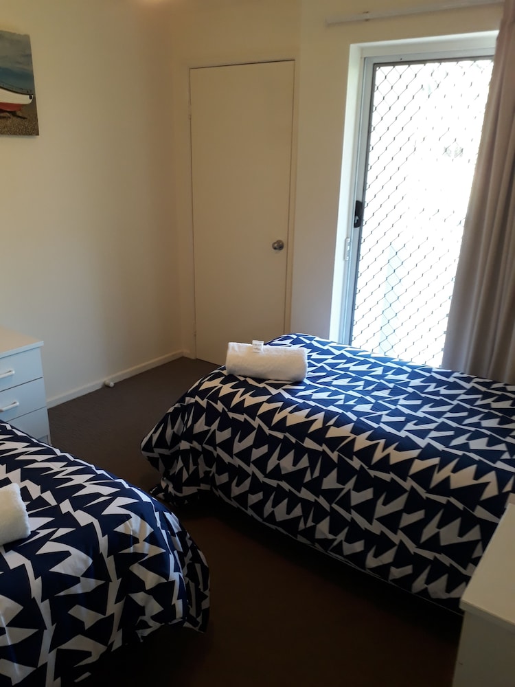 Superior Apartment, 3 Bedrooms, 2 Bathrooms, Sea View photo 3