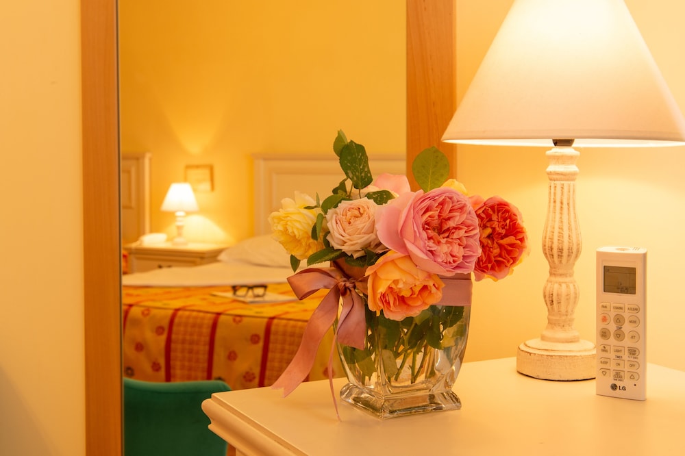 Grand Quadruple Room photo 2
