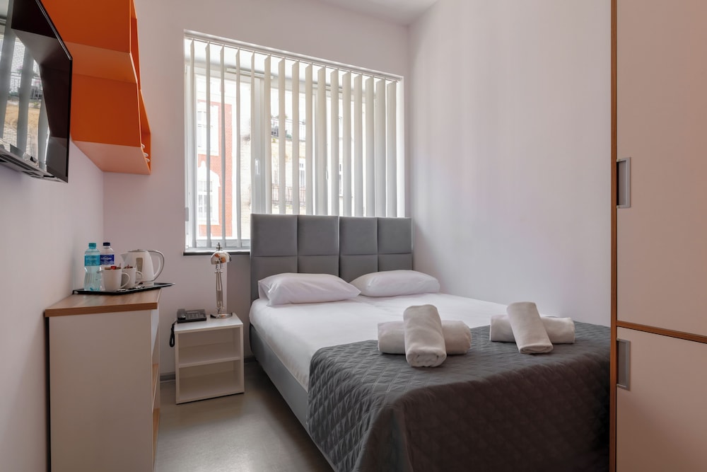 Economy Double or Twin Room photo 2