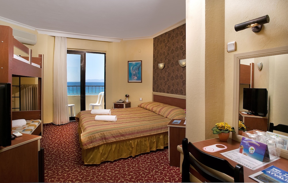 Triple Room Sea View photo 3
