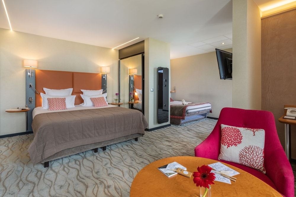 Classic Family Queen Room with spa access on reservation