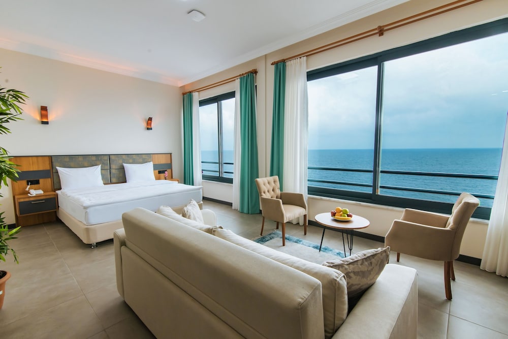 Superior Suite photo 1