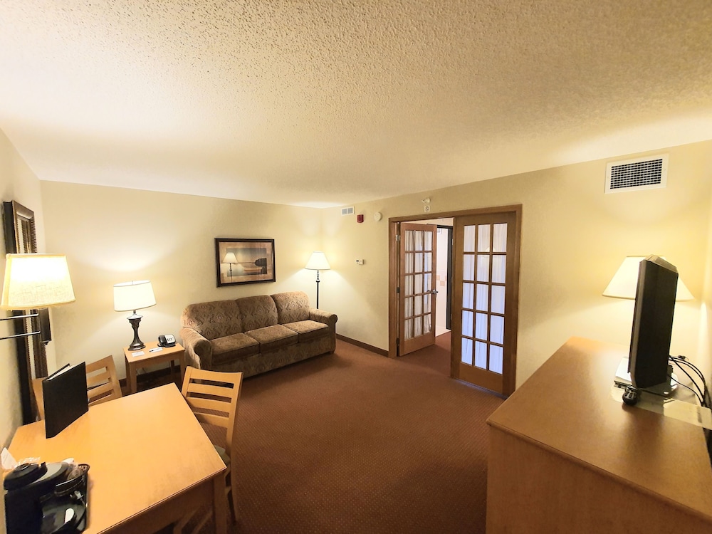 Presidential Suite, 1 King with Sofa bed, Ensuite, Non-Smoking photo 3