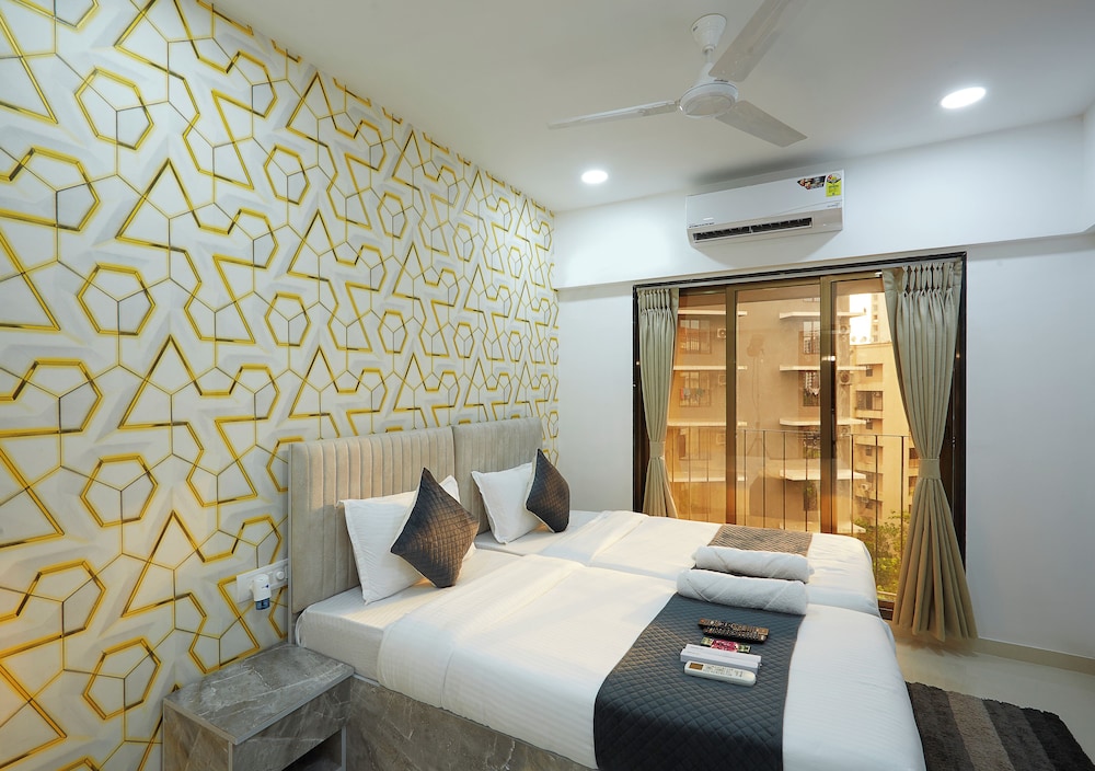 Deluxe Double or Twin Room, City View
