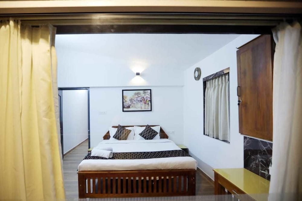 Executive Cottage, Valley View