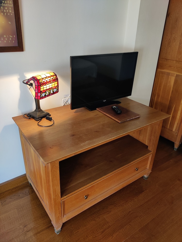 Deluxe Room - Photo 6