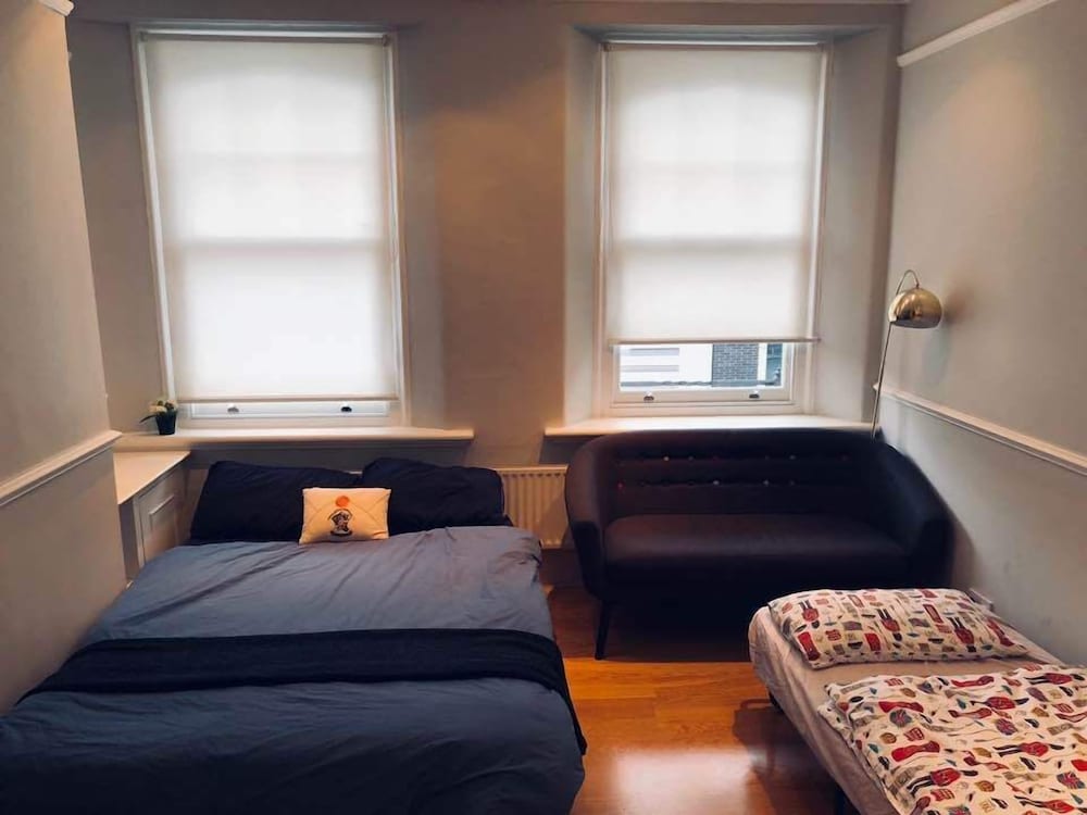 Basic Apartment photo 2