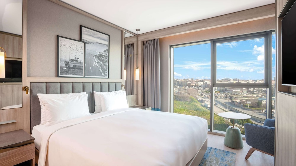 Standard Room, City View photo 1