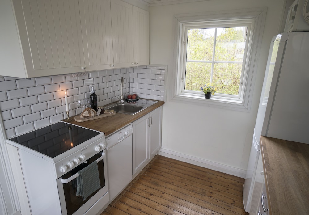 Cabin (Sjöstuga) photo 3