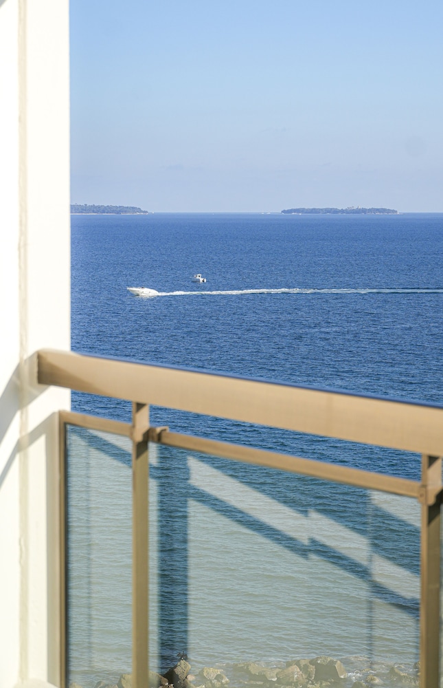 Superior Suite, 1 King Bed, Terrace Superior Suite, 1 King Bed, Terrace
