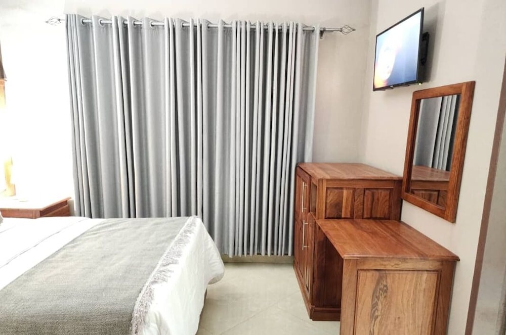 Luxury Double Room, 1 Bedroom, Non Smoking, Garden View photo 3