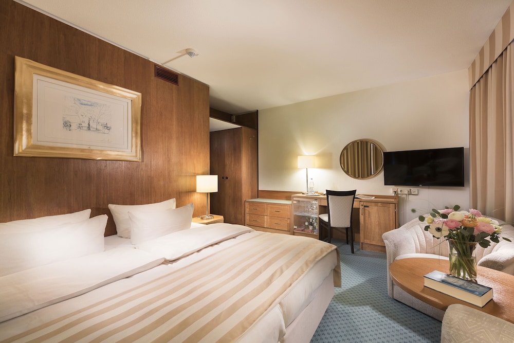 Superior Plus Double Room, Sea View - Photo 3