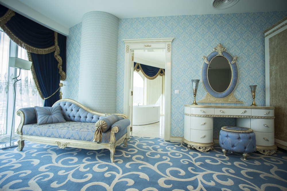 Presidential Suite photo 2