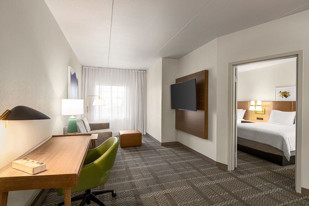 Suite, 1 Bedroom, Accessible, Kitchen (Mobility) - Photo 5