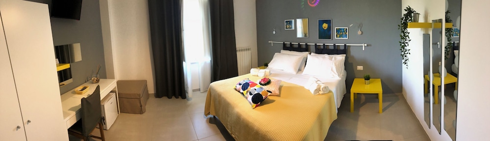 Standard Double or Twin Room photo 3