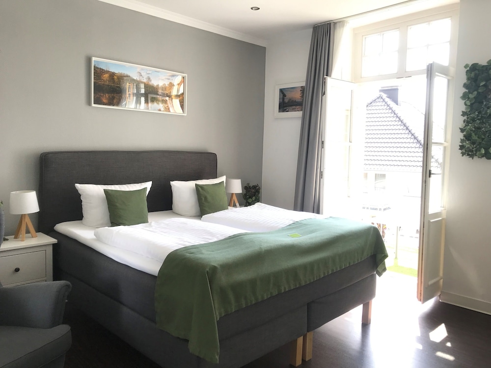 Comfort Double Room, Balcony - Photo 12