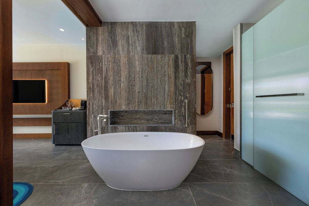 Suite, 1 King Bed, Ocean View (Supreme, All-Inclusive Adults Only) - Photo 4