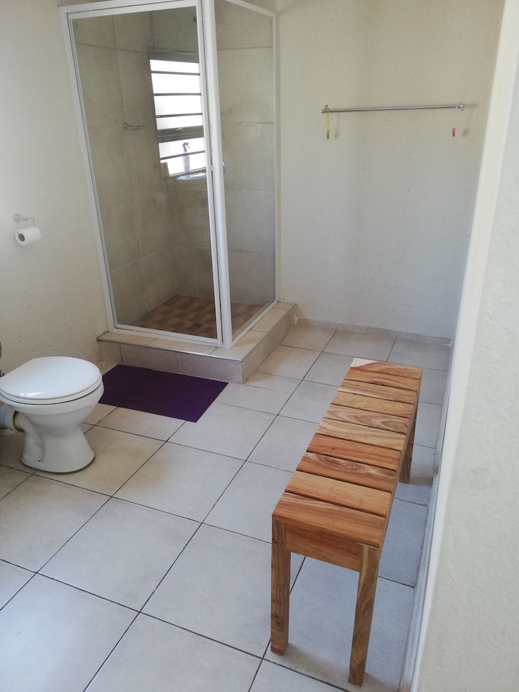 Family Triple Room, Non Smoking - Photo 3