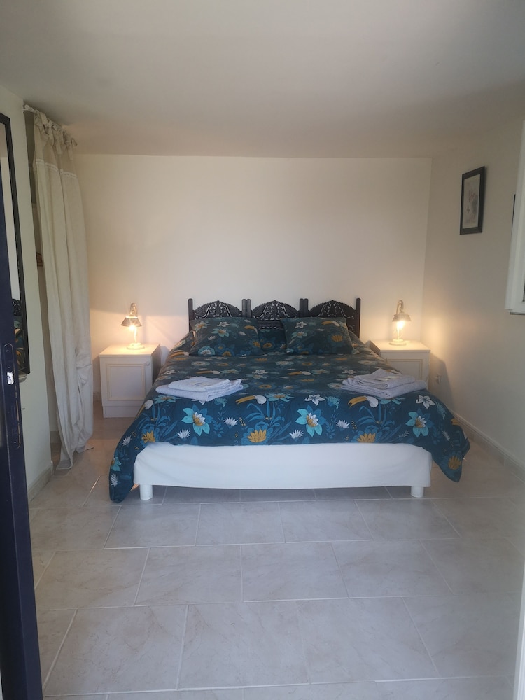 Comfort Double Room, 1 Queen Bed (Azur)