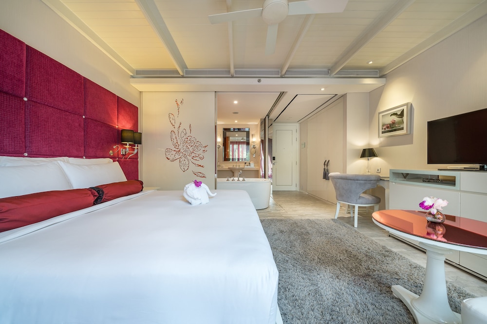 Deluxe Double Room, 1 Bedroom, City View photo 2